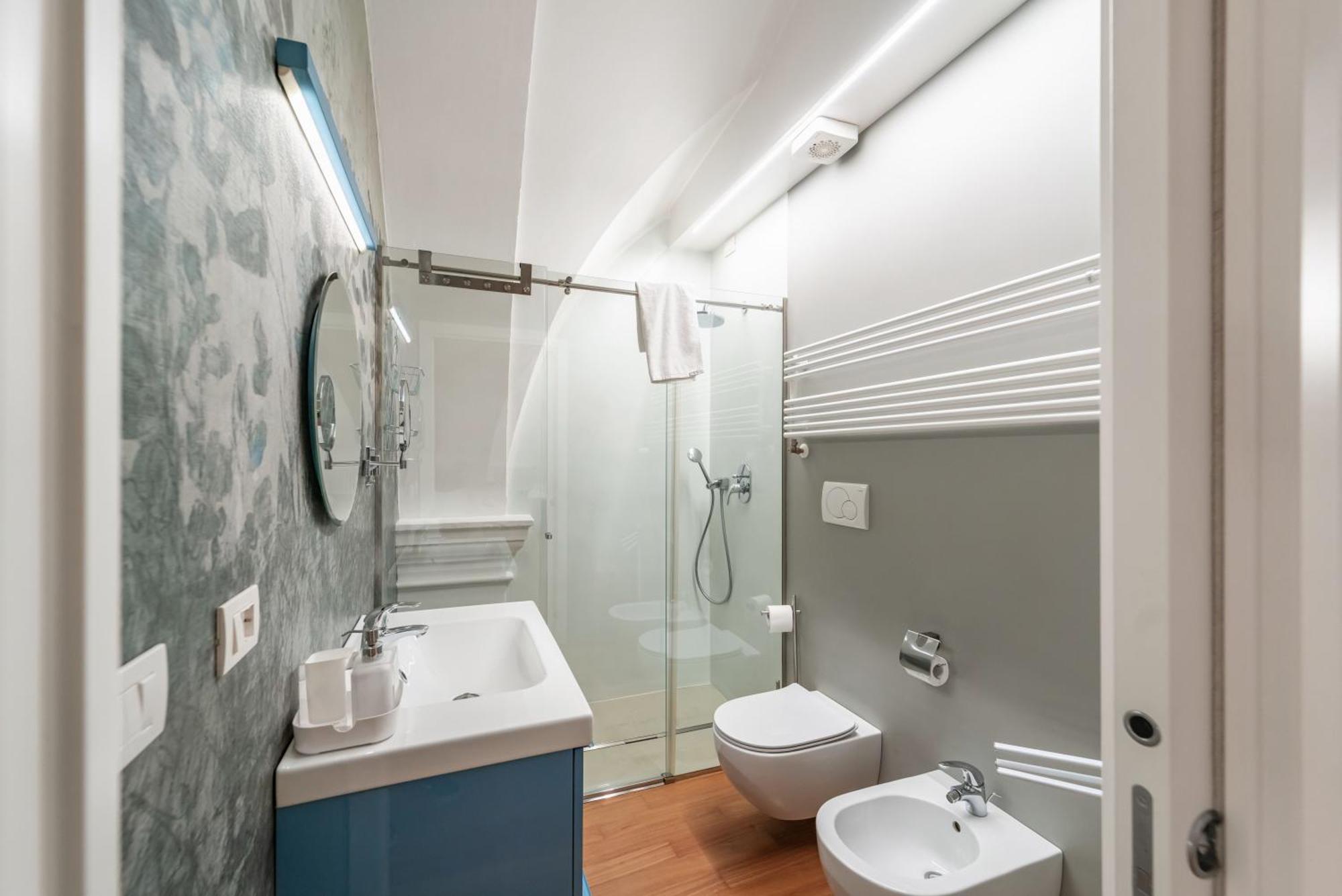 Modern Flat - Borgonuovo 23 Apartman Bologna Kültér fotó