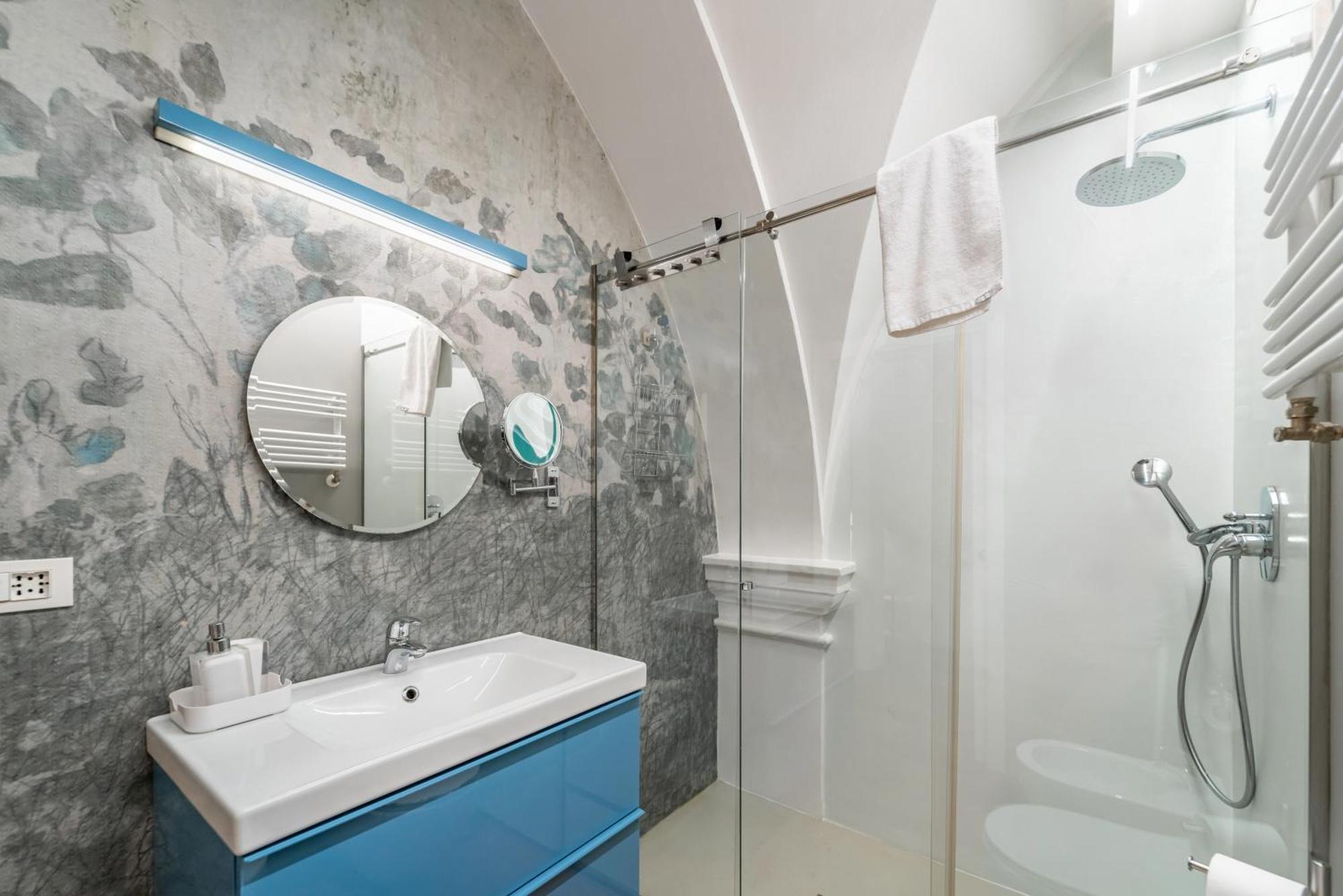 Modern Flat - Borgonuovo 23 Apartman Bologna Kültér fotó